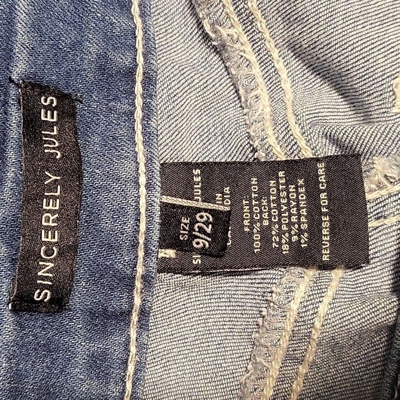 Sincerely Jules Stretchy Belted Super High Rise Denim Short - Size  9/29 - Picture 4 of 9